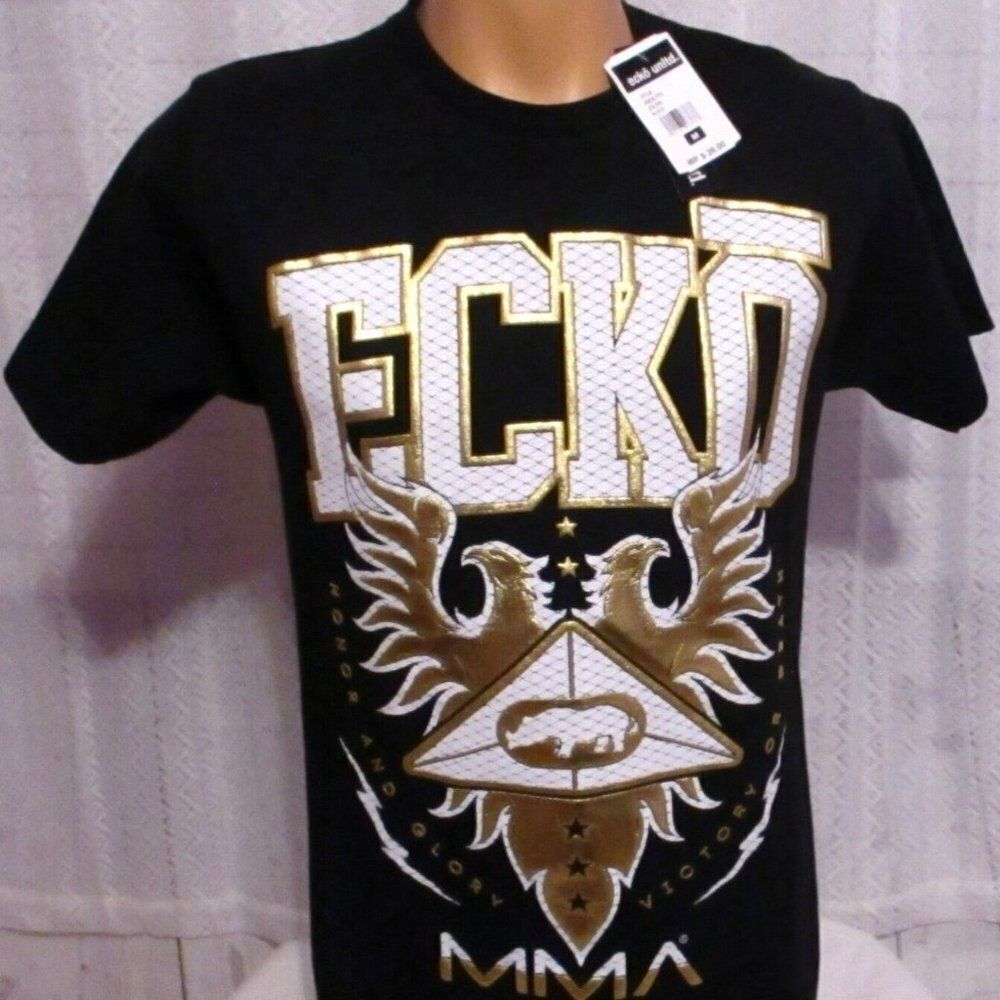 Ecko UNLTD USA Size Medium Black T-Shirt Raised Gold Foil with Back Prints